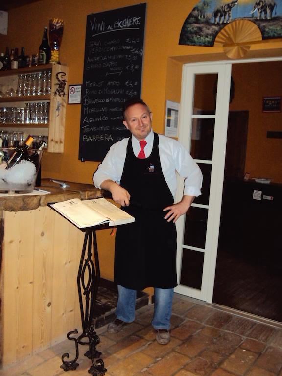 Osteria E Locanda Del Viaggiatore Russi Exterior foto